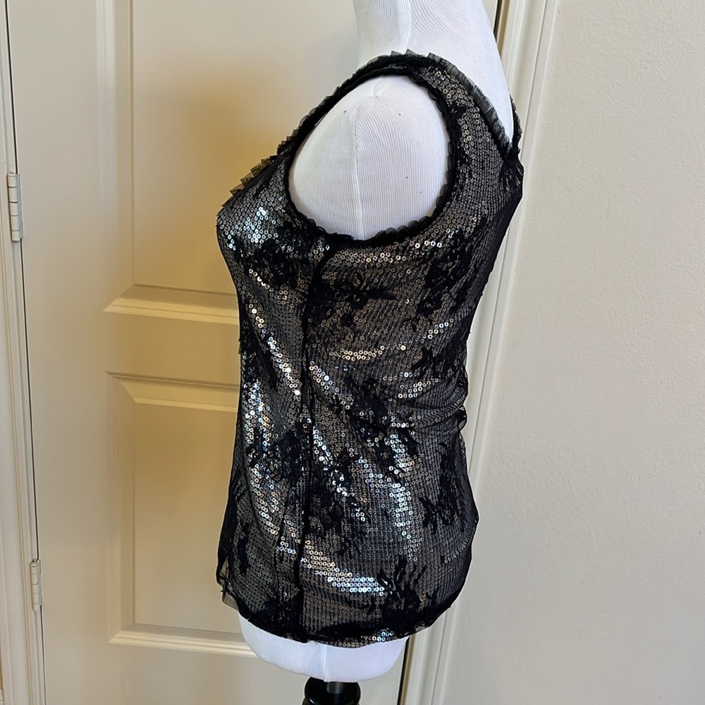 NWOT White House Black Market tank - Picture 2 of 11